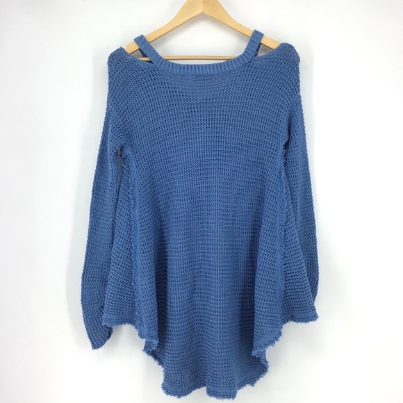 Elan Waffle Blue V-Neck Cold Shoulder Sweater - Picture 4 of 6